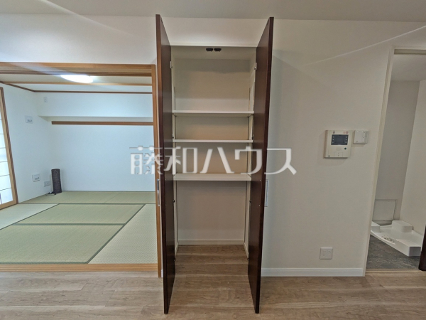 収納　【ライオンズステーションプラザ勝川弐番館】