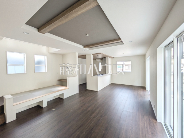 2号棟　リビング　【福岡市西区横浜１丁目】