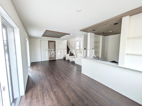 2号棟　リビング　【福岡市西区横浜１丁目】