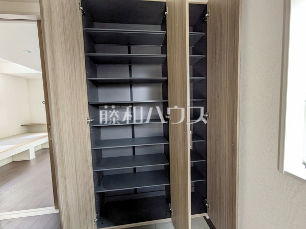 2号棟　収納　【福岡市西区横浜１丁目】