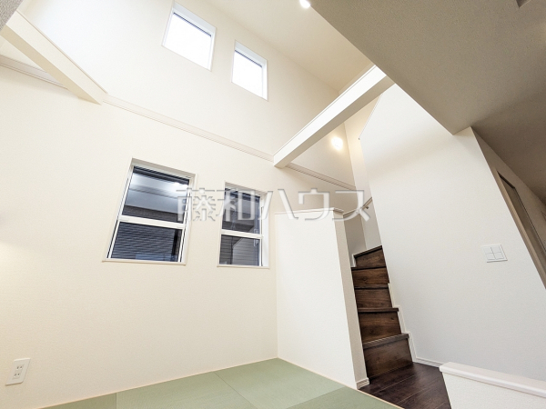 5号棟　リビング　【福岡市西区横浜１丁目】