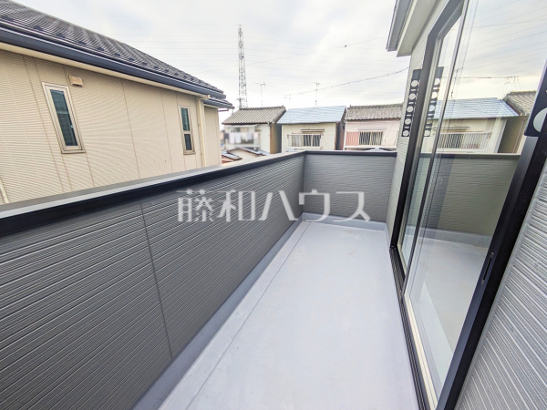 バルコニー　【北名古屋市久地野北浦】