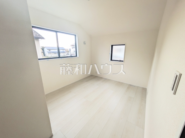 居室　【北名古屋市久地野北浦】