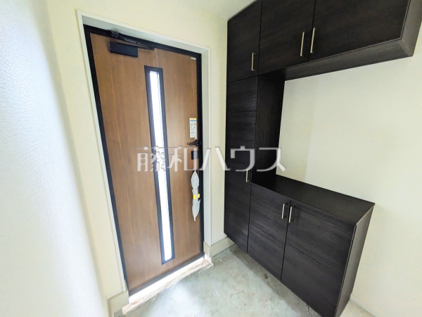 玄関　【北名古屋市久地野北浦】