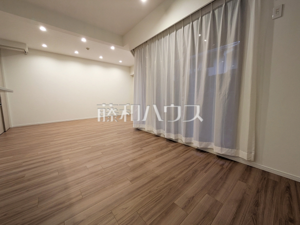 リビング　【アールヴェール荻窪北】