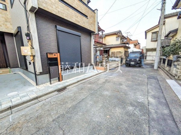 接道状況および現場風景　【志木市下宗岡４丁目】