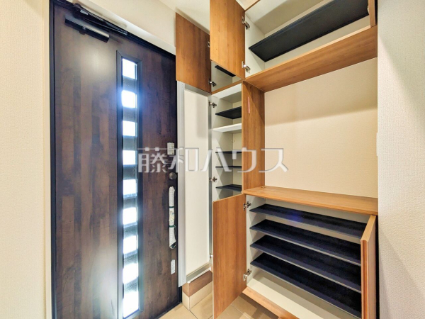 収納　【志木市下宗岡４丁目】