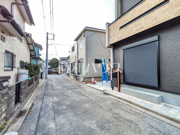 接道状況および現場風景　【志木市下宗岡４丁目】