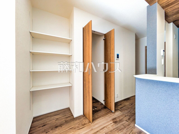 収納　【志木市下宗岡４丁目】