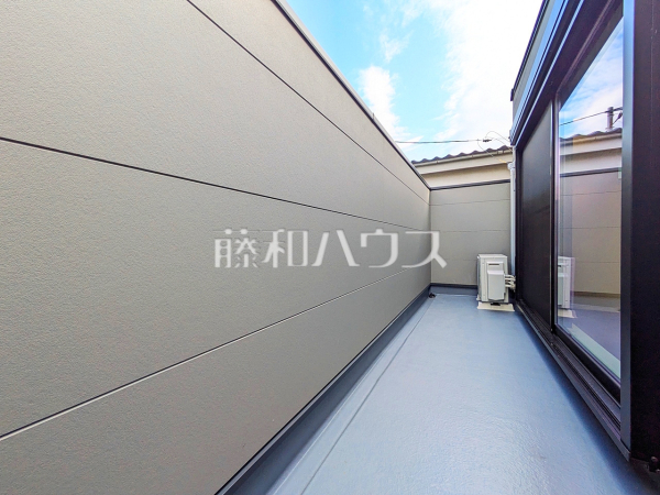 4号棟　バルコニー　【世田谷区上馬５丁目】