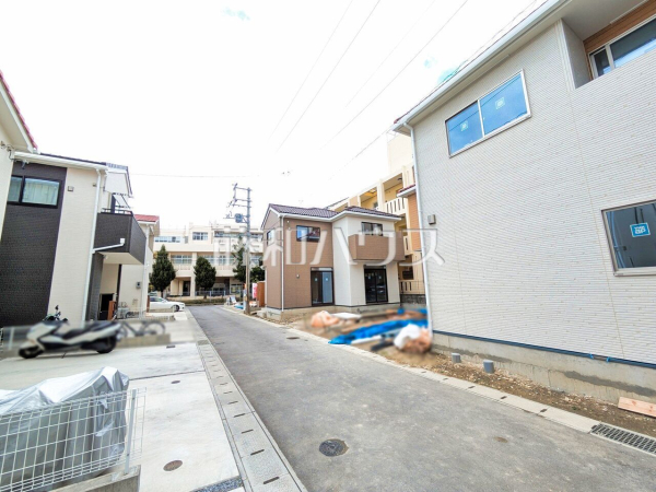 接道状況および現場風景　【那覇市字仲井真】