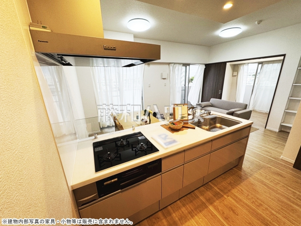 キッチン　【ディアコート識名】