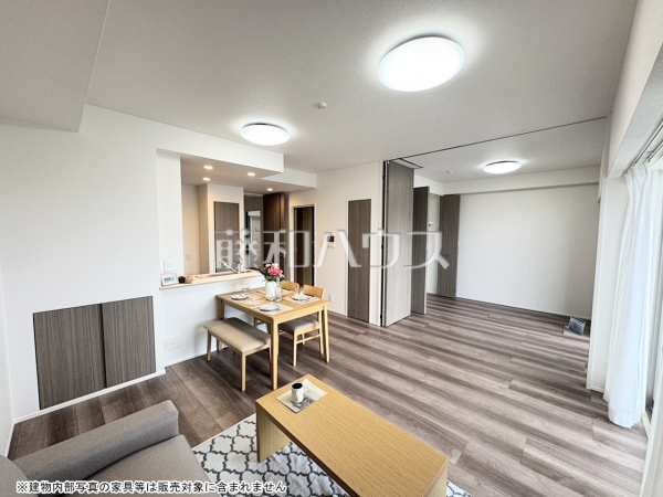 リビング　【ブランシエラ那覇曙プレミスト】