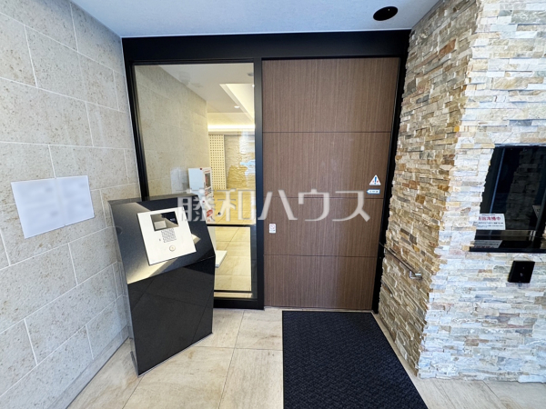 エントランス　【ブランシエラ那覇曙プレミスト】