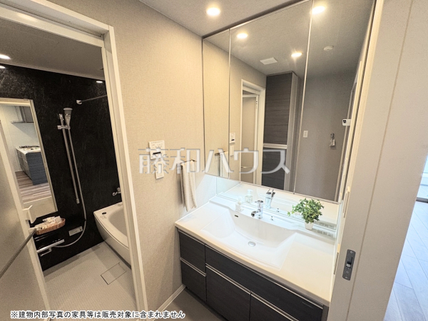 洗面室　【ブランシエラ那覇曙プレミスト】