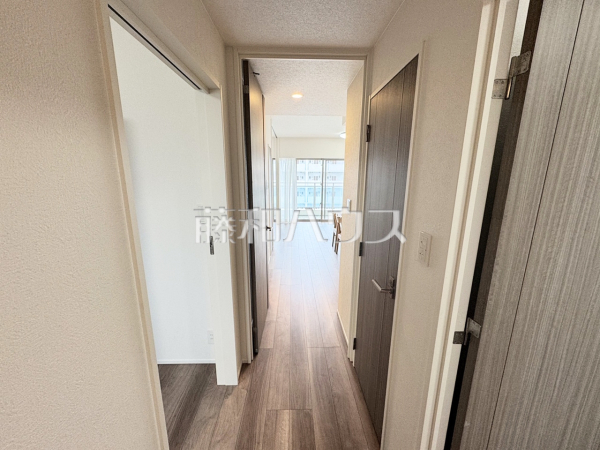 廊下　【ブランシエラ那覇曙プレミスト】