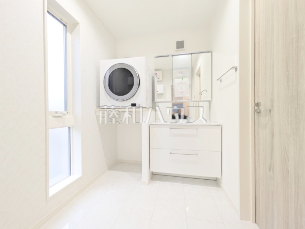 洗面室　【中野区沼袋２丁目】