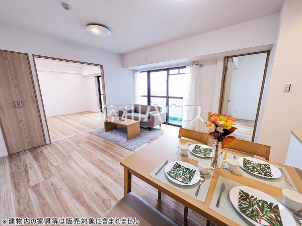 リビング　【コートヴィレッジ那覇】