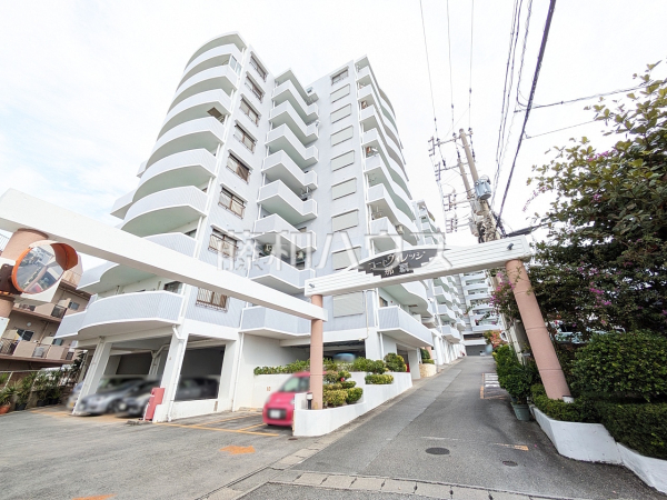 外観　【コートヴィレッジ那覇】
