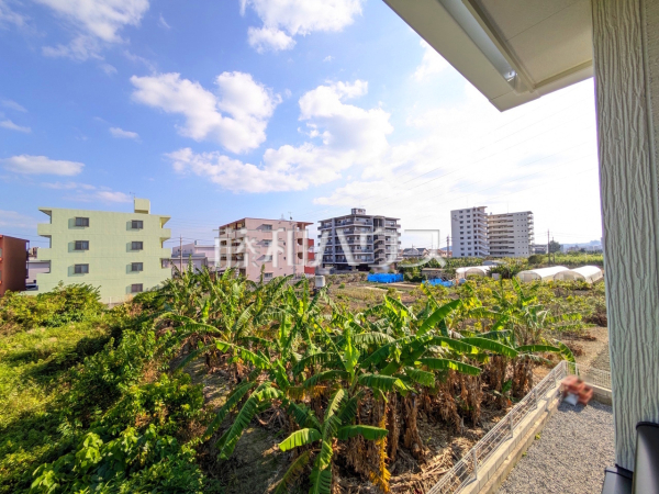 2号棟　住居からの眺望写真　【うるま市前原】