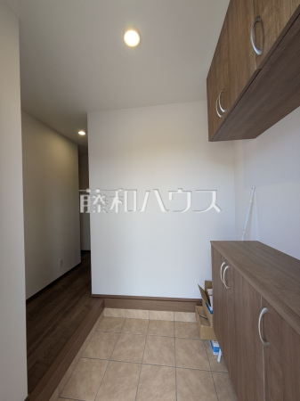 3号棟　玄関　【うるま市前原】