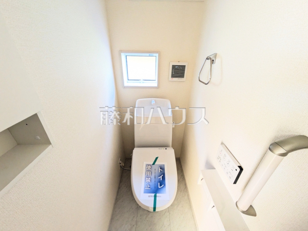1号棟　トイレ　【福岡市東区美和台３丁目】