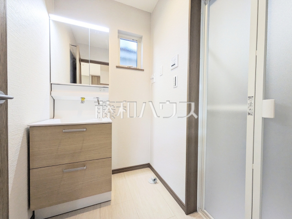 洗面室　【東大和市高木３丁目】