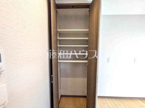 収納　【東大和市高木３丁目】