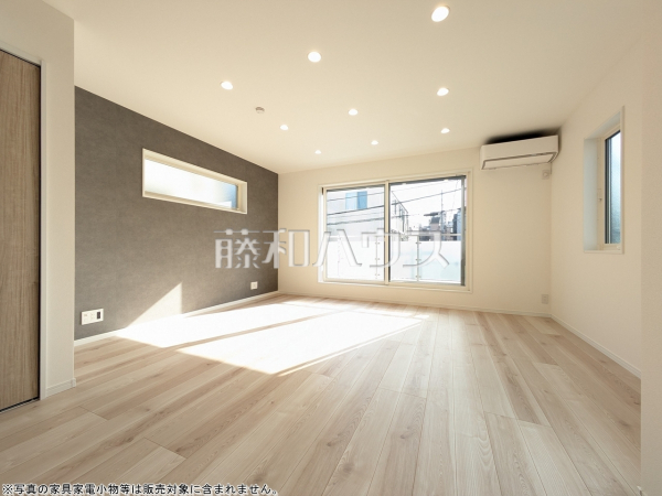 D号棟　リビング　【練馬区桜台４丁目】