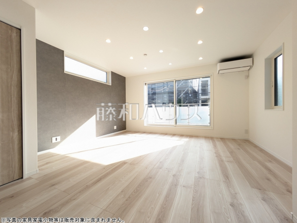 F号棟　リビング　【練馬区桜台４丁目】