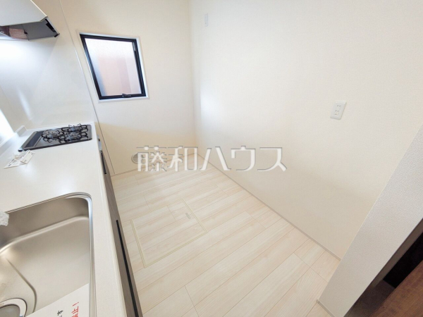 キッチン　【新座市石神３丁目】