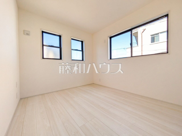 居室　【新座市石神３丁目】