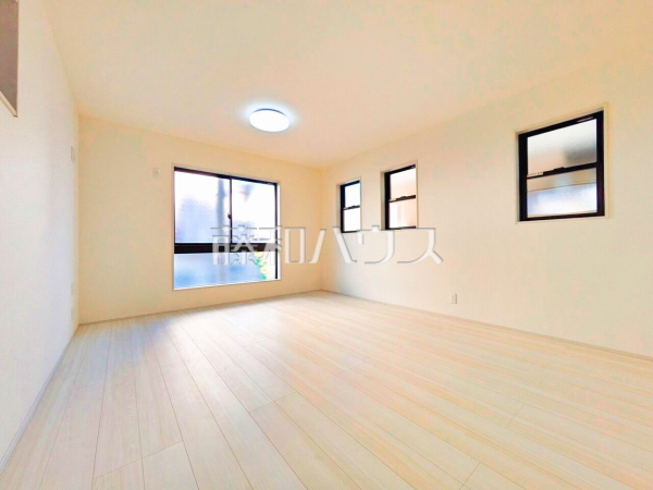 堂々完成、いつでもご内覧いただけます！ぜひ実物をご覧いただきたく思います。喜んでご案内いたしますのでお気軽にお問合せ下さい。 【新座市石神３丁目】