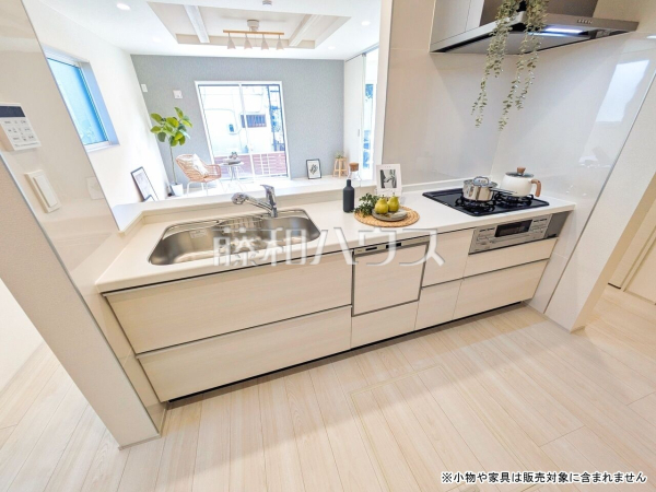 キッチン　【東村山市秋津町２丁目】　 キッチンにはエコと家事時間短縮、一石二鳥の食洗機付です。