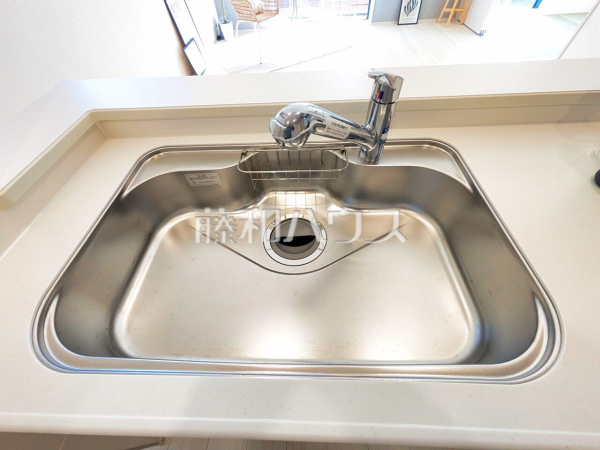 キッチン　【東村山市秋津町２丁目】