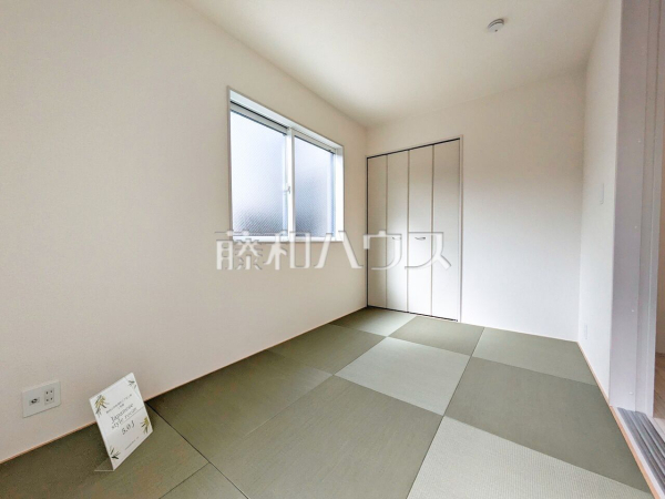 和室　【東村山市秋津町２丁目】　 和室はお子様のお昼寝タイムや、ちょっとしたプライベートな時間を過ごしたりと様々な使い方が可能です。