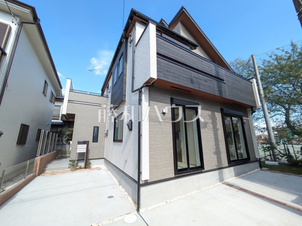 外観 　【東村山市秋津町２丁目】　建物完成済のため、いつでもご内覧可能です。平日やお仕事帰りのご案内も可能ですので、まずはお気軽にお問合せ下さいませ。