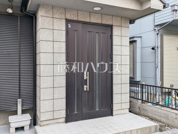 玄関　【昭島市中神町】