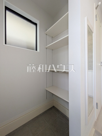 1号棟　収納　【武蔵村山市大南５丁目】