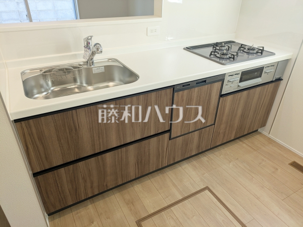 2号棟　キッチン　【朝霞市根岸台７丁目】