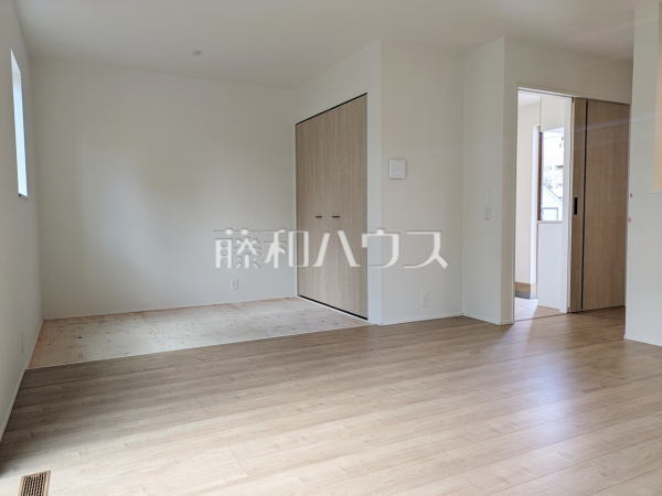 3号棟　リビング　【朝霞市根岸台７丁目】