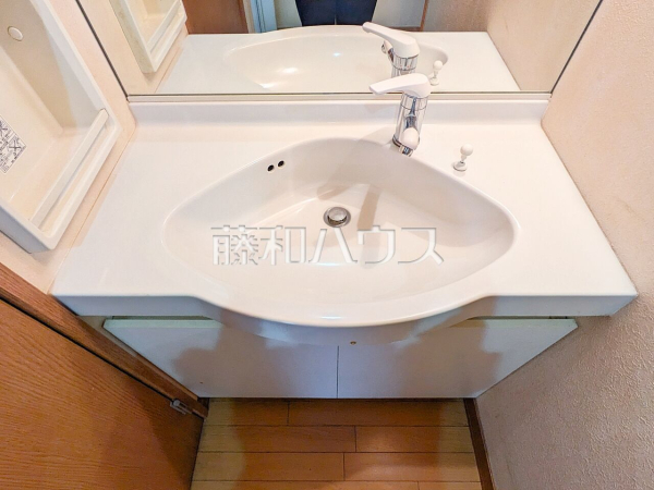 2F 洗面台　【東久留米市下里３丁目】