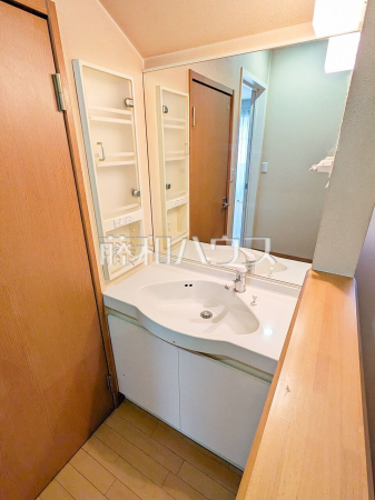 2F 洗面台　【東久留米市下里３丁目】