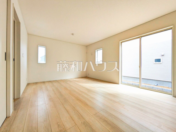 1号棟　リビング　【清瀬市竹丘３丁目】 堂々完成、いつでもご内覧いただけます！ぜひ実物をご覧いただきたく思います。喜んでご案内いたしますのでお気軽にお問合せ下さい。 