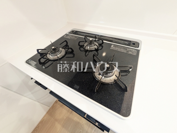 1号棟　キッチンコンロ　【小牧市小牧１丁目】