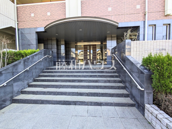 エントランス 【アンビシャス久米川】 エントランス 【アンビシャス久米川】