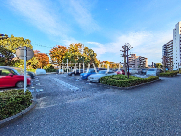 駐車場　【西武拝島ハイツ2号棟】