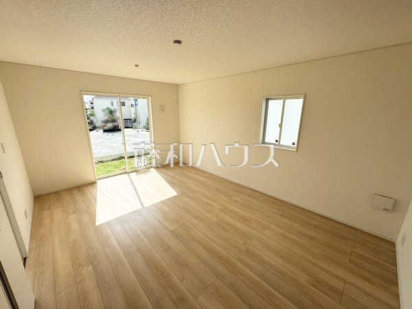 5号棟　リビング　【南城市玉城字前川】