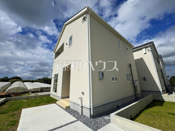 5号棟　外観　【南城市玉城字前川】