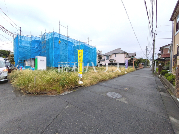 ≪現地外観≫建築条件はございませんので、ライフスタイルに合わせた自由なマイホームづくりが可能です。　【府中市分梅町３丁目】